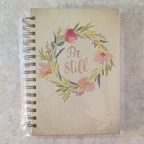 Gorgeous ⛪ BE STILL ⛪ Journal - Picture 2 of 6
